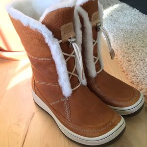NIB ECCO Trace Tie Hydromax Winter Boots